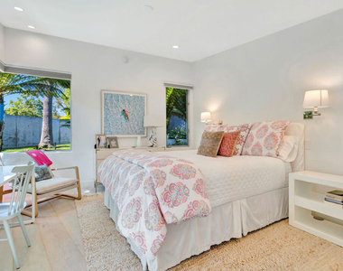 28775 Sea Ranch Way - Photo Thumbnail 14