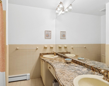 2723 Deerfield Road - Photo Thumbnail 14
