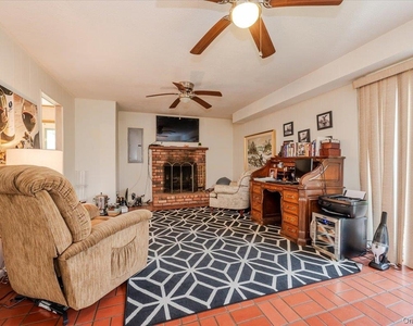 77 Tioga Avenue - Photo Thumbnail 5