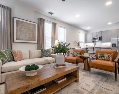 2116 Whistling Duck Dr - Photo Thumbnail 2