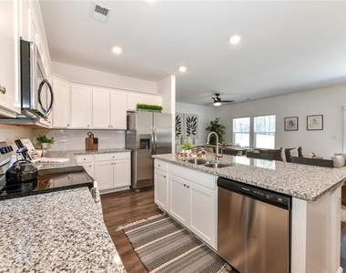 12006 Crosswicks Road - Photo Thumbnail 6
