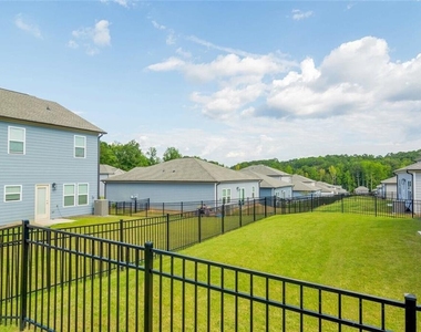 12006 Crosswicks Road - Photo Thumbnail 4