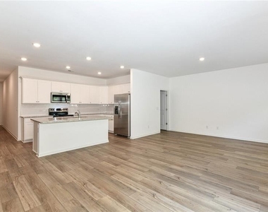 12006 Crosswicks Road - Photo Thumbnail 16