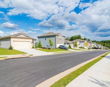 12006 Crosswicks Road - Photo Thumbnail 2