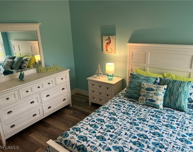 9320 Water Lily Court - Photo Thumbnail 18
