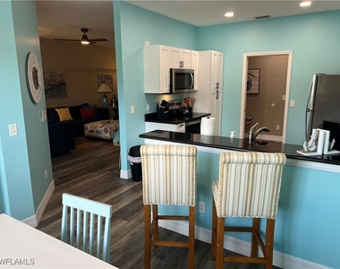 9320 Water Lily Court - Photo Thumbnail 8