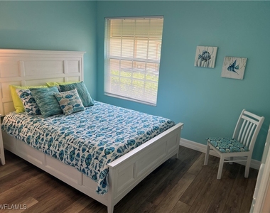 9320 Water Lily Court - Photo Thumbnail 16