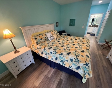 9320 Water Lily Court - Photo Thumbnail 21
