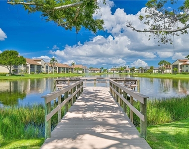 8366 Charter Club Circle - Photo Thumbnail 19
