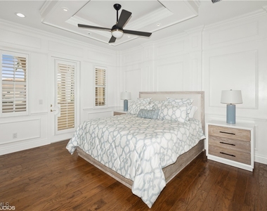 6501 Crown Colony Place - Photo Thumbnail 27