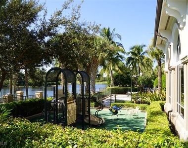 4650 Hawks Nest Way - Photo Thumbnail 13