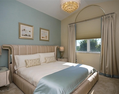 4650 Hawks Nest Way - Photo Thumbnail 7