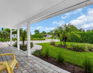 2048 Holiday Lane - Photo Thumbnail 24
