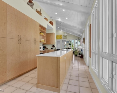 223 11th Avenue S - Photo Thumbnail 11