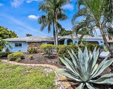 27640 Michigan Street - Photo Thumbnail 2