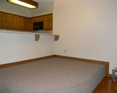 2315 Strand - Photo Thumbnail 3
