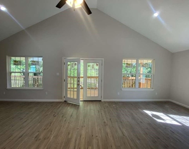 283 Wood Fern Drive - Photo Thumbnail 4