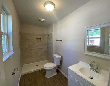 283 Wood Fern Drive - Photo Thumbnail 12