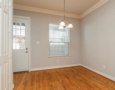 10126 Holly Chase Drive - Photo Thumbnail 20