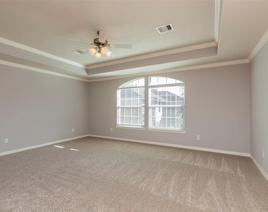10126 Holly Chase Drive - Photo Thumbnail 22