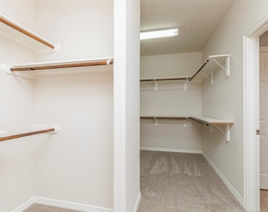 10126 Holly Chase Drive - Photo Thumbnail 31