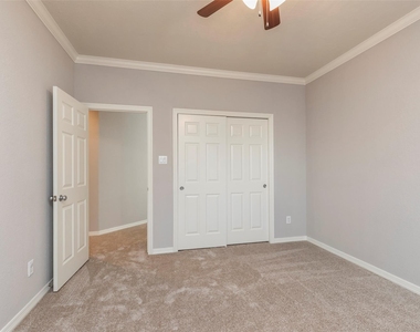 10126 Holly Chase Drive - Photo Thumbnail 35