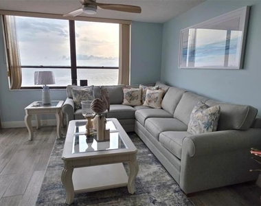 6177 Sun Boulevard - Photo Thumbnail 11