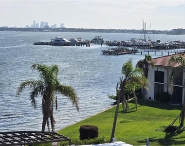 6177 Sun Boulevard - Photo Thumbnail 5