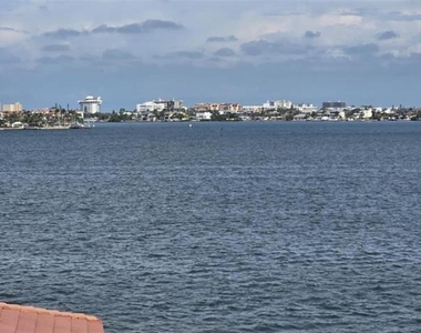 6177 Sun Boulevard - Photo Thumbnail 4