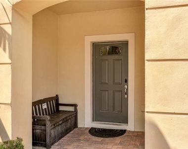 8827 Geneve Court - Photo Thumbnail 3