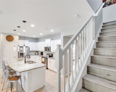 8827 Geneve Court - Photo Thumbnail 30