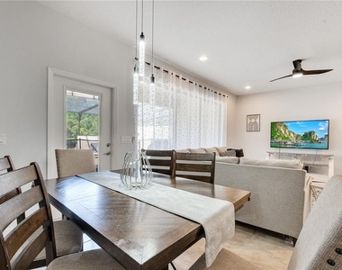 8827 Geneve Court - Photo Thumbnail 27