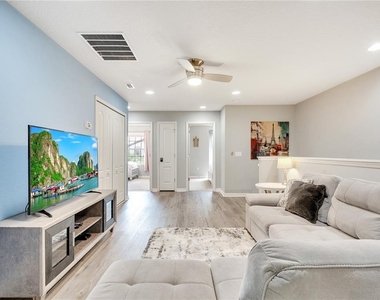 8827 Geneve Court - Photo Thumbnail 35