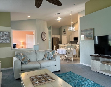 3653 Lakewood Boulevard - Photo Thumbnail 10