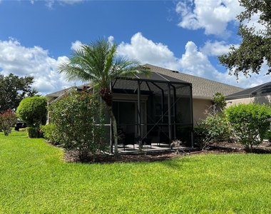 3653 Lakewood Boulevard - Photo Thumbnail 5