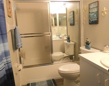 9320 Clubside Circle - Photo Thumbnail 21