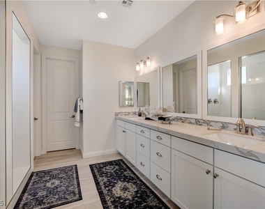 1075 N Water Street - Photo Thumbnail 44