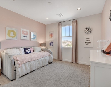 1075 N Water Street - Photo Thumbnail 49