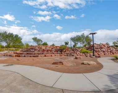 1075 N Water Street - Photo Thumbnail 78
