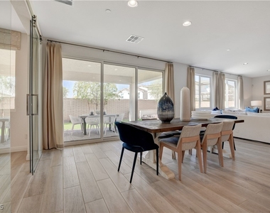 1075 N Water Street - Photo Thumbnail 23