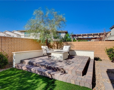1075 N Water Street - Photo Thumbnail 61