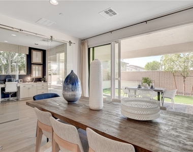 1075 N Water Street - Photo Thumbnail 25