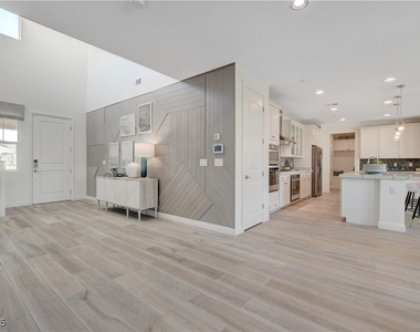 1075 N Water Street - Photo Thumbnail 13