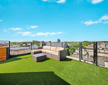 725 Knickerbocker Avenue - Photo Thumbnail 16