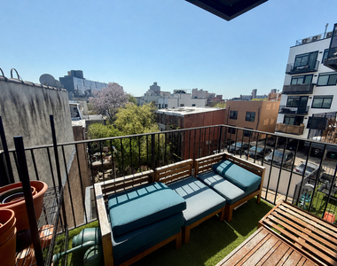 596 Bushwick Avenue - Photo Thumbnail 4