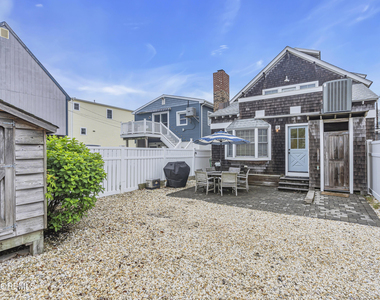 196 Third Avenue - Photo Thumbnail 26
