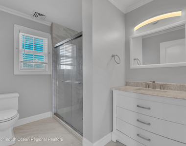 43 Woodhaven Road - Photo Thumbnail 39