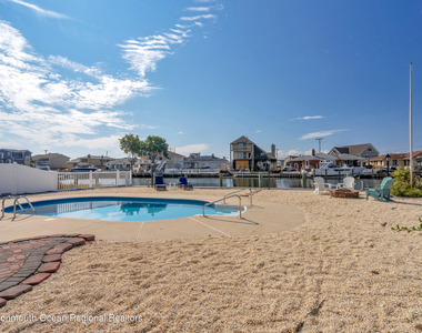 43 Woodhaven Road - Photo Thumbnail 62