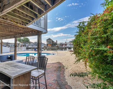 43 Woodhaven Road - Photo Thumbnail 47