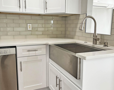 43 Woodhaven Road - Photo Thumbnail 14